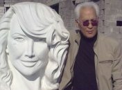 В Казахстане появился памятник Жанне Фриске