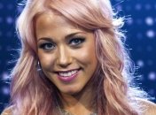 Амелия Лили порадовала новым клипом на песню “Shut Up”