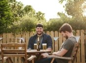 Эти мужчины возможные алкоголики