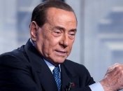 Экс-премьера Италии Берлускони срочно госпитализировали