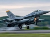 Українських пілотів навчатимуть на F-16