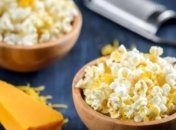 Делают мебель и хотят строить дома: немцы нашли неожиданное применение попкорну (видео)