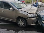 Такого маневра никто не ожидал: Индустриальный мост в Киеве парализовала нелепая авария (фото, видео)