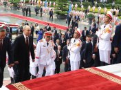 Владимир Путин с президентом Вьетнама То Ламом. Ханой