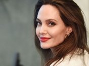 Анджелине Джоли присвоили звание самой уважаемой знаменитости 