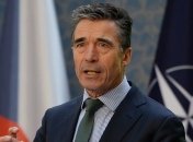 Расмуссен надеется на мирное решение кризиса в Украине