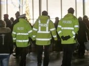 В Кельне экстренно посадили самолет из-за "подозрительной" сумки