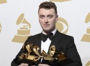 Сэм Смит вернулся на вершину альбомного чарта Великобритании