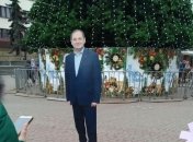 В Ивано-Франковске возле главной елки установили картонного мэра (фото)