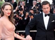 Анджелина Джоли и Брэд Питт ведут себя как подростки. Фото