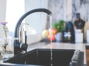 "Киевводоканал" объяснил, почему вода может иметь ржавый цвет