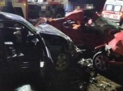 Под Одессой произошла страшная авария: из разбитого авто извлекли тела трех погибших 