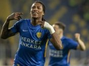 Форвард Динамо роззабивався в Туреччині (Відео)