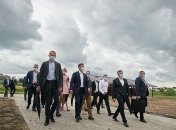 Буковина, Волынь и Луганщина: Зеленский показал видео своих поездок по Украине