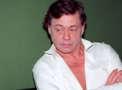 Внучку Караченцова сбил автомобиль