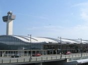 В Нью-Йорке закрываются аэропорты из-за приближающегося шторма