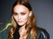 Сегодня Лили-Роуз Депп - 20: эффектные образы модели
