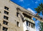 На Днепропетровщине произошел пожар в многоэтажке: эвакуировано 17 человек