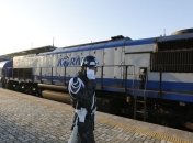 Впервые за последнее десятилетие из Южной Кореи в КНДР отправился поезд