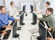 В Украине мужчины зарабатывают на 28% больше, чем женщины