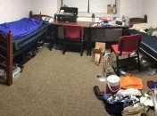 Со свинтусом под одной крышей: Снимки, от которых глаз будет дергаться даже у самых стойких