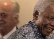 Состояние Нельсона Манделы улучшилось 
