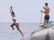 Николь Шерзингер отдыхает со своим молодым бойфрендом 