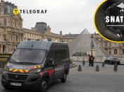 Лувр у Парижі, Франція