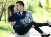 День поцелуев: 3 быстрых ритуала на укрепление любви