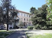 Берлускони приступил к работе в доме престарелых  