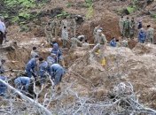 Новые оползни в Кыргызстане: стихия отрезала от мира эвакуированных жителей