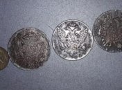 Иностранцы пытались вывезти в РФ старинные монеты и медали