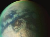 На поверхности спутника Сатурна нашли озеро с волнами 