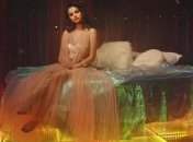 Селена Гомес выпустила сказочный клип на песню "Rare" (Видео)