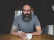 Папа делает тату по эскизам детских рисунков сына (фото)