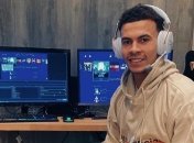 Карантинная романтика: лидер Тоттенхэма разыграл возлюбленную (Видео)