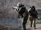 Війна на Донбасі: окупанти поранили чотирьох бійців ЗСУ