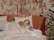 Народные приметы запрещают спать одновременно на двух подушках