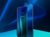 Компания OPPO представила новый смартфон с тройной камерой