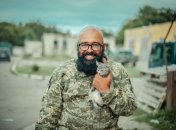 Отець Макарій не має позивного - хлопці називають його Падре