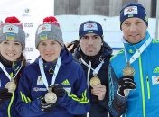 Украинские и российские биатлонисты ушли с пьедестала во время гимна России