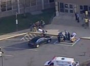 В Резне в Питтсбурге ранены не менее 20 учащихся одной из школ