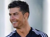 Роналду закликає фанатів сидіти вдома