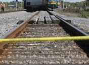 Поезд со спиртом и нефтью сошел с рельсов в Канаде