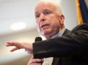 МакКейн: Трамп так и не начал выполнять закон о санкциях против России