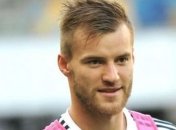 Ярмоленко придется выбирать между двумя клубами