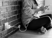 Оставлять зарядное устройство в розетке не лучший вариант