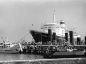 Лайнер "Тарас Шевченко" в Сухуми