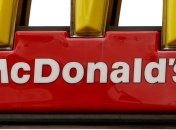 В Европе McDonald's будет заряжать телефоны