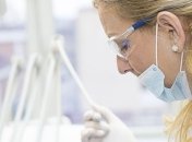 В Британии тестируют вакцину от смертельного коронавируса